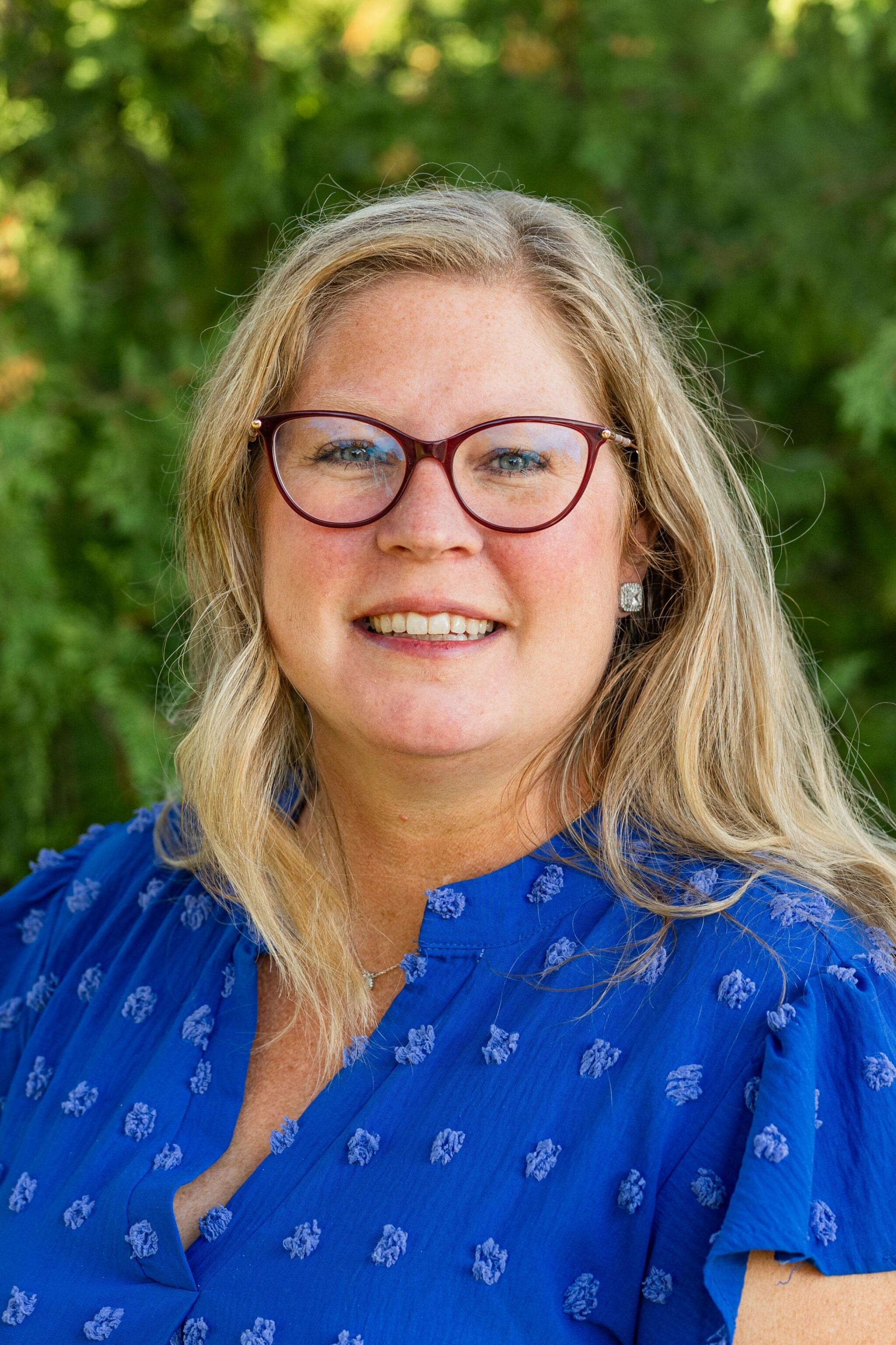 Darla and her husband, Kinkade, have 3 kids. Their son, Chris, attends Purdue, and their daughters, Addison and Taylor, attend Illiana Christian High School.  All three children graduated from Highland Christian. Darla also graduated from Highland Christian, as did her dad, aunts, uncles, and grandparents. Her family attends Faith Church in Highland.  Darla is an Account Executive at an Insurance Brokerage in Chicago. She joined the board in 2023.